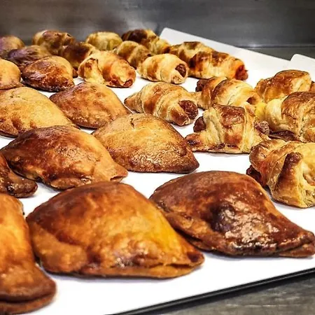 Отель Dna Monse & Golf