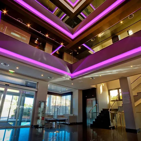 Dna Monse & Golf Отель