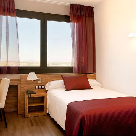 Отель Dna Monse & Golf Торевьиа