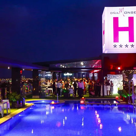 Dna Monse & Golf Отель Торевьиа