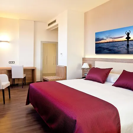 Отель Dna Monse & Golf